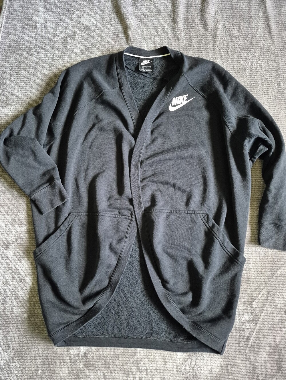 Nike Women's Sportswear Club Fleece Loose Fit Cardigan Black Med Pockets Layer,